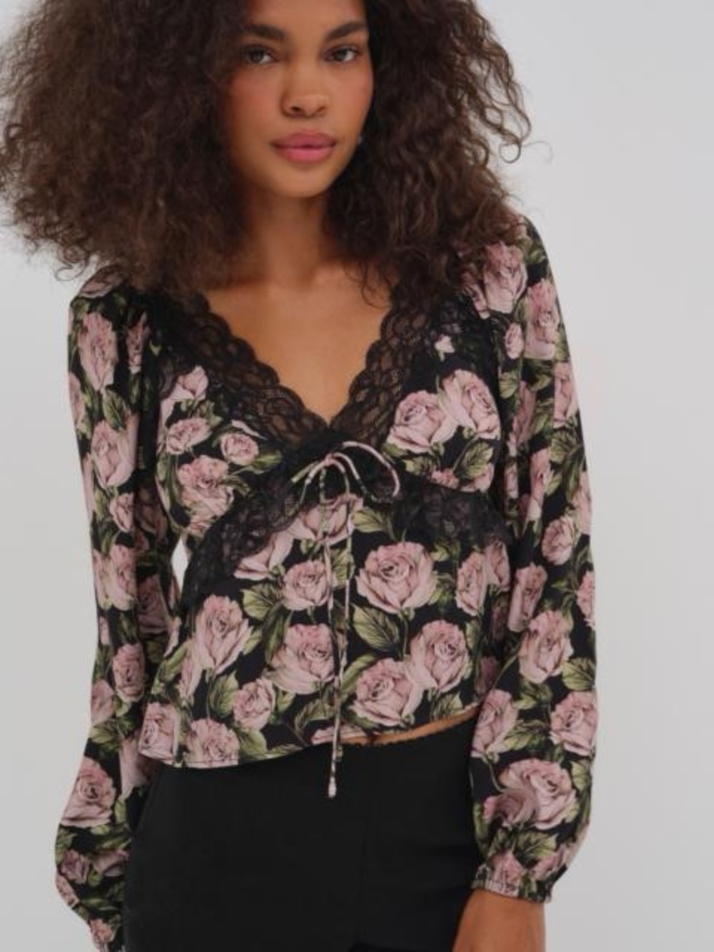 REVOLVE For Love & Lemons Black Floral Lace-Trim V-Neck Blouse NWT XS